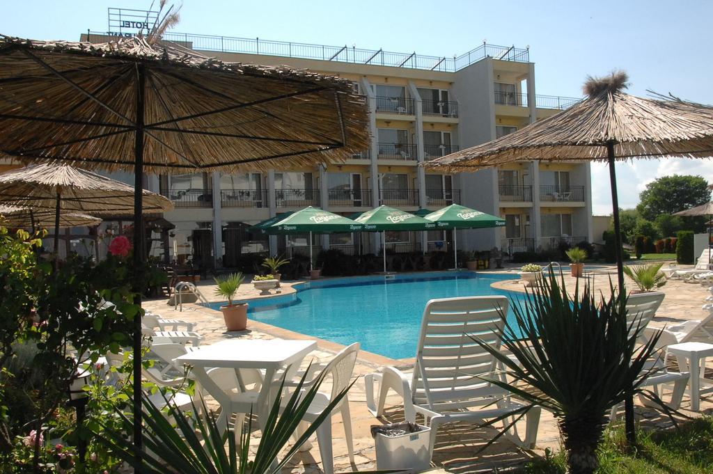 Park Hotel Argo Obzor Exterior foto
